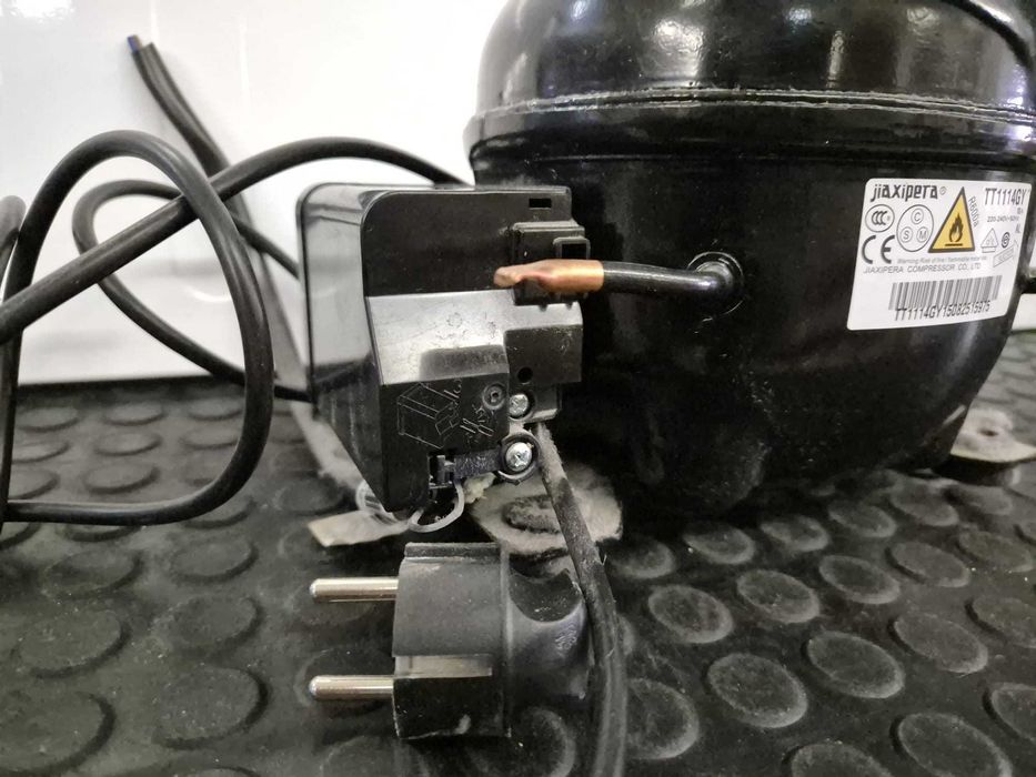 Compresor , motor frigider Jia Xipera TT1114GY , 150 W, R600 /R2
