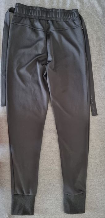 Pantaloni sport Squatwolf negri