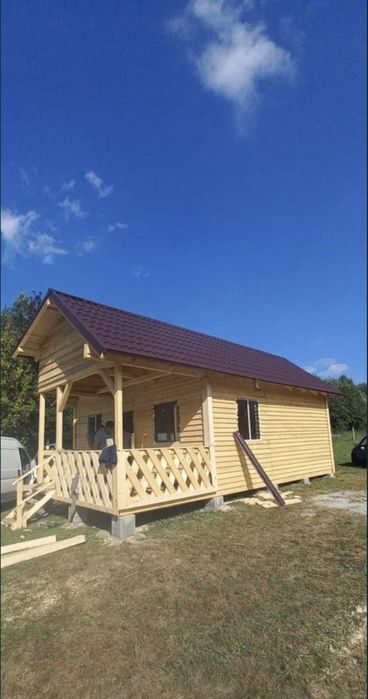 Vindem cabane clasice