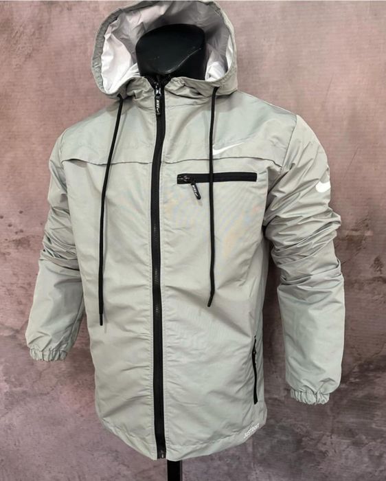 Nike Мъжки Ветровки (S-XXL) Различни Цветове