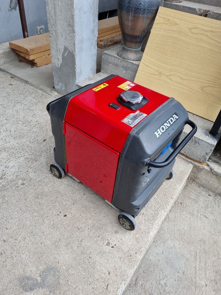 Generator Honda inverter EU30is 3000w silențios