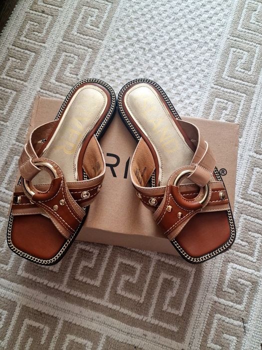 River Island saboti lejeri.Model deosebit.