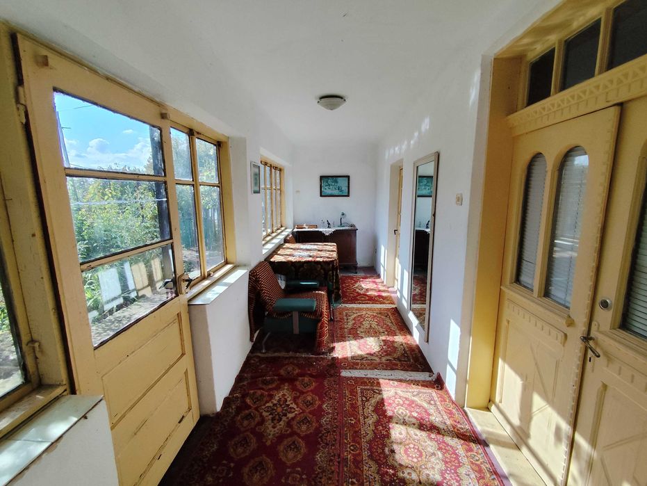 Vand casa cu teren intravilan la 40 km de Bucuresti