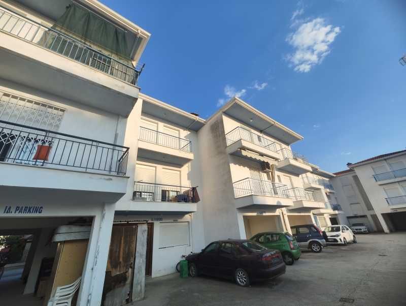 ПРОДАВА Апартамент тип гарсониера в Паралия Офринио, Кавала.