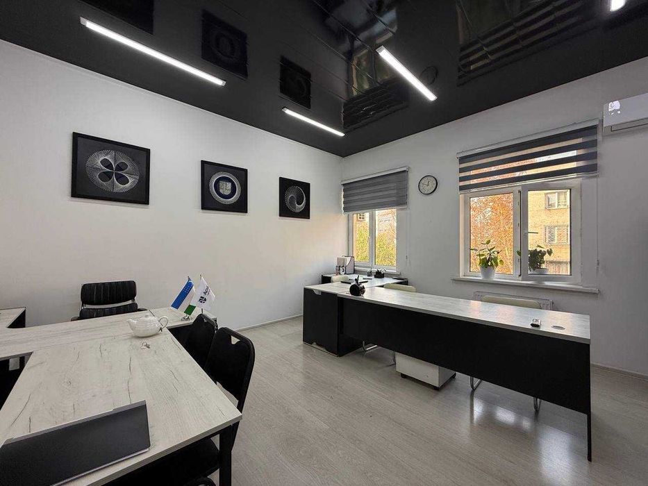 (Добрый) метро БИЙ, 25 м², 3 этаж, Аккуратный офис