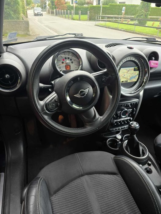 Mini Cooper countryman