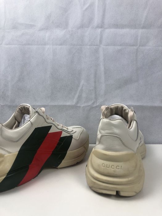 Модерни обувки .