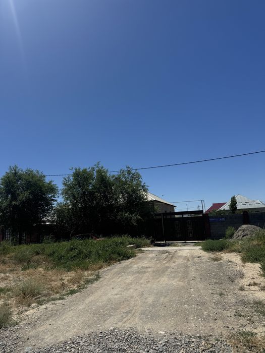 Үй сатылады комунизмде.Дом продается