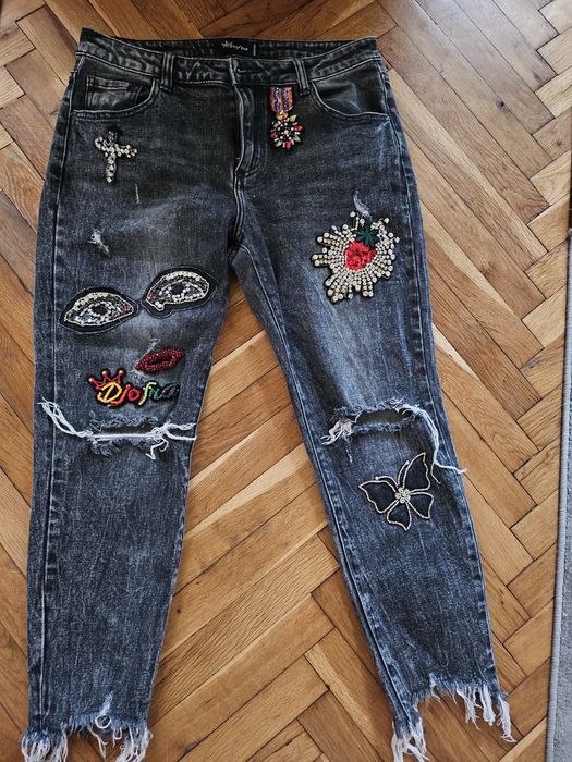 Дънки на Djofra с камъни