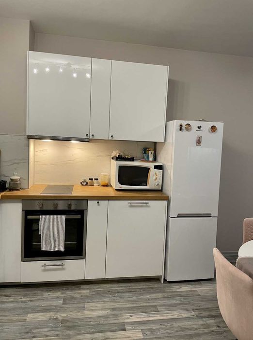 Дава се под наем Тристаен апартамент в София, Бъкстон - 100 кв.м за 850 € - Снимка #1