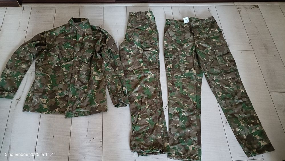 Costum combat Mapn marimea 44cu 2  44/2