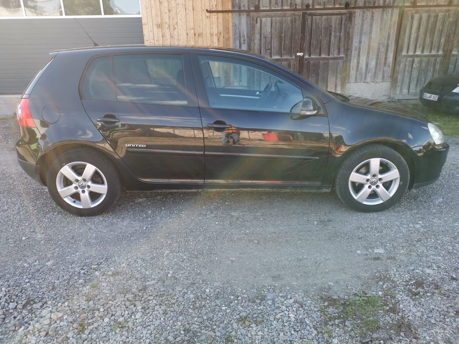 Vw golf 5 2008 1.6 benzina 2008 united carte full service
Full cart