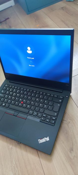 Laptop Thinkpad AMD Ryzen cu Windows 11Pro. 16GB. RAM 500GB. 4 ore Bat