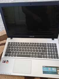 Vind laptop Asus X550D ptr piese