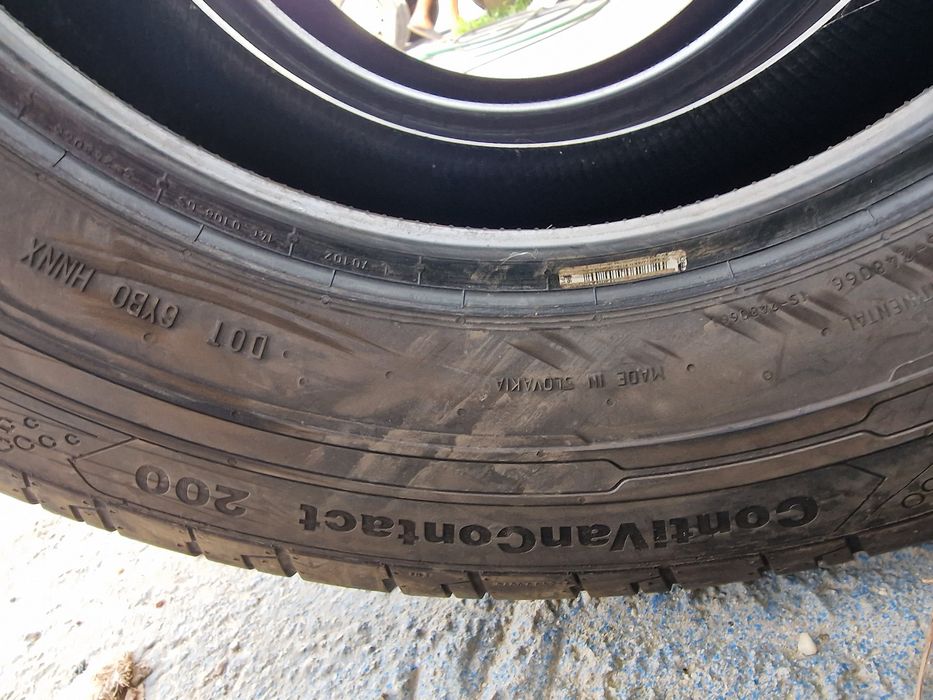 Anvelope 235/65R16C marca Continental, DOT 2022, 7.5 mm