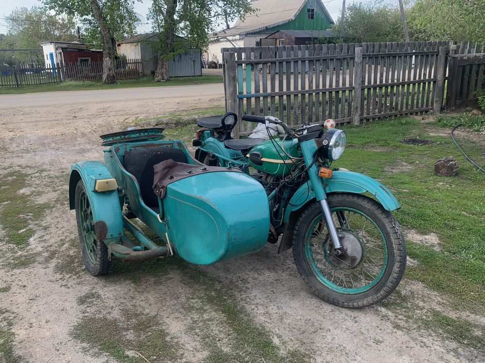 Мотоцикл Урал - М67 1976г