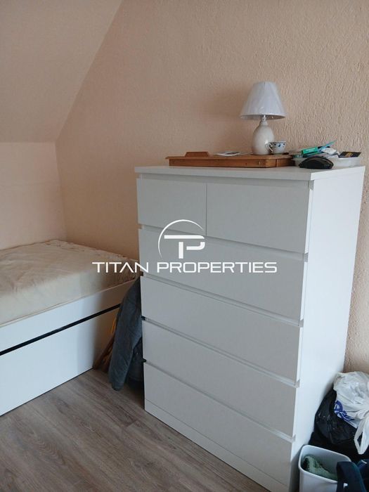 Двустаен апартамент в кв. Каменица 1