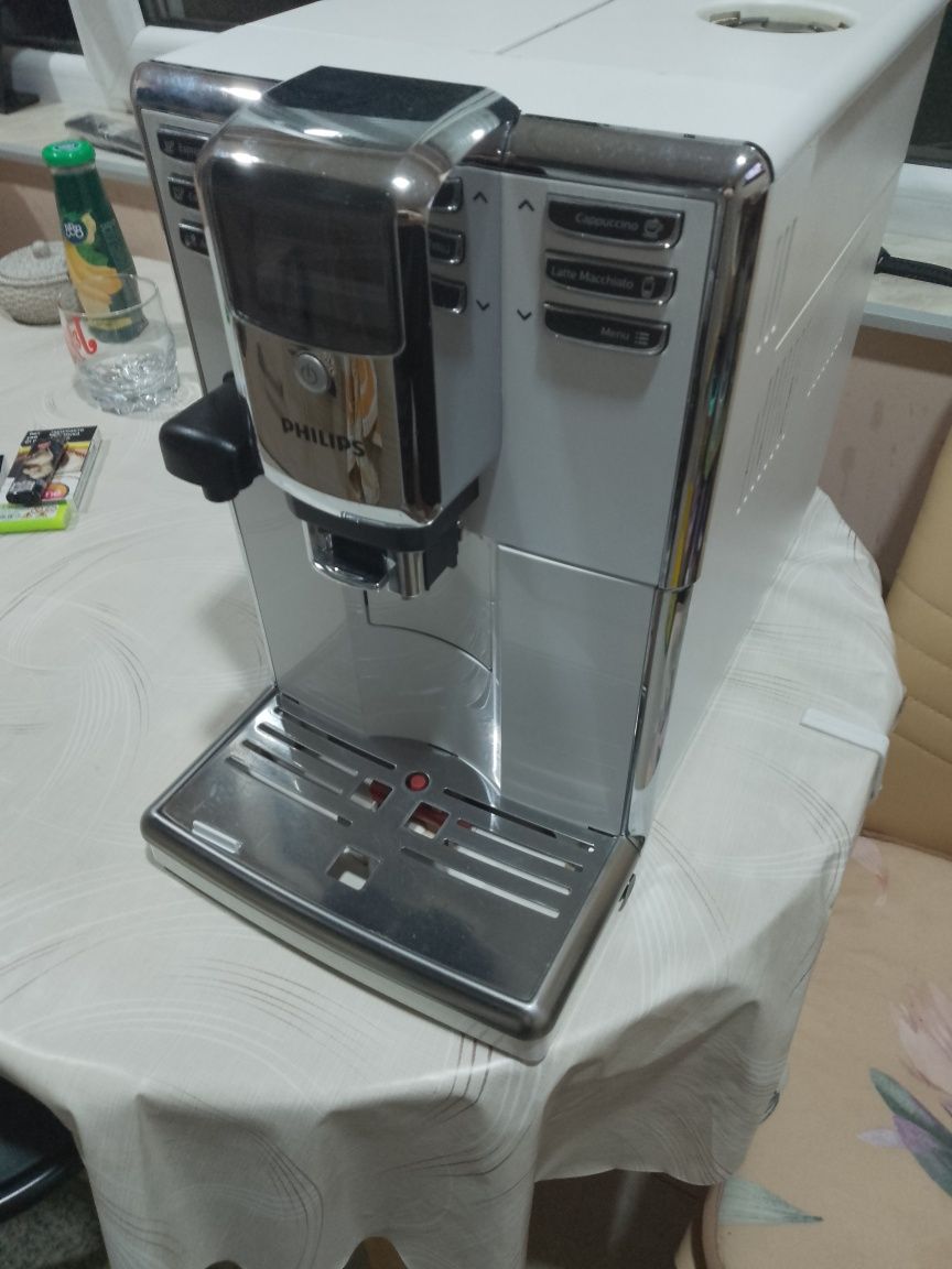 Кафе машина Philips