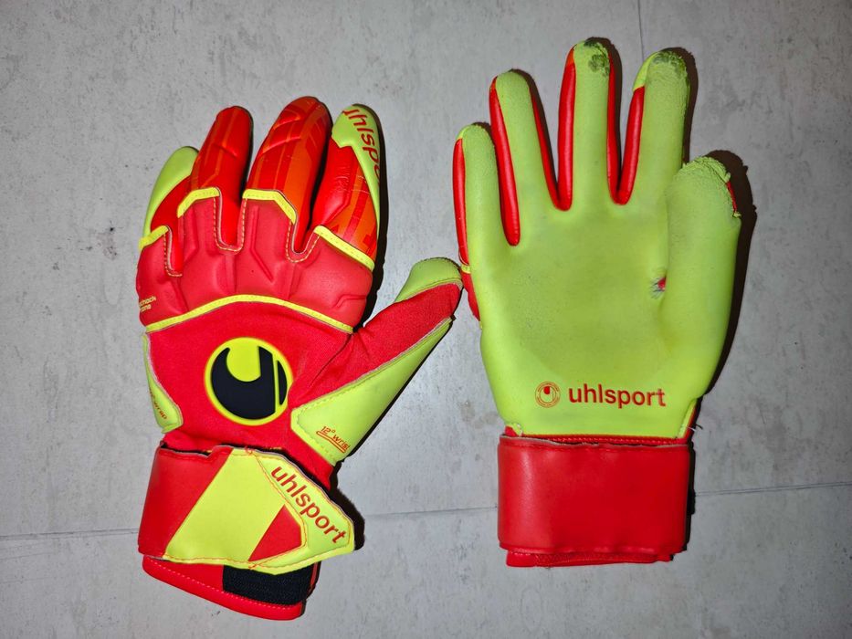 Вратарски ръкавици