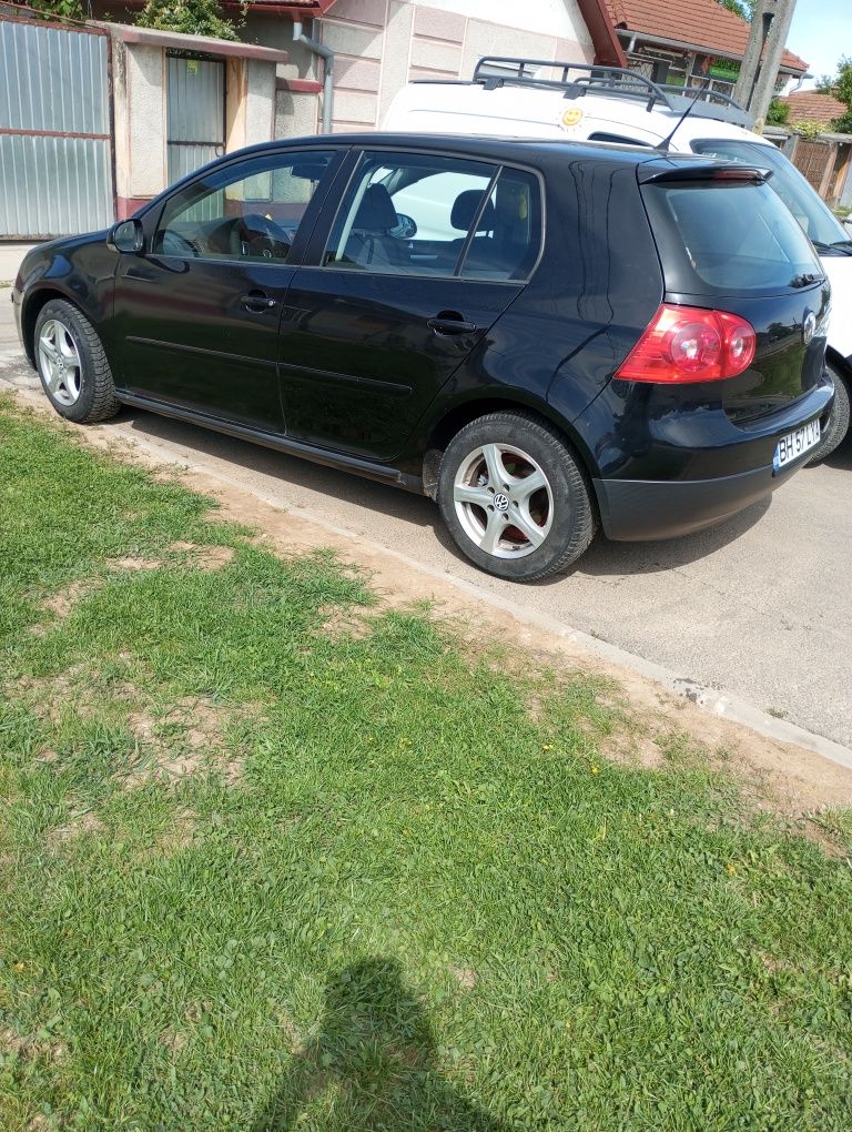 VW Golf 5 2009 benzina