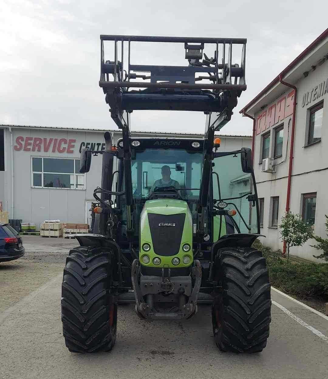 Tractor CLAAS Arion 640 CEBIS