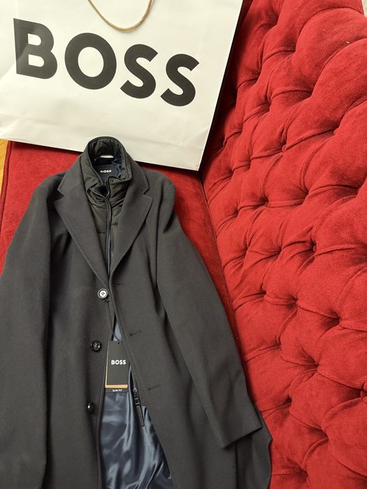 Palton lana Hugo Boss nou, cu eticheta, marimea 52 slim fit (M L )