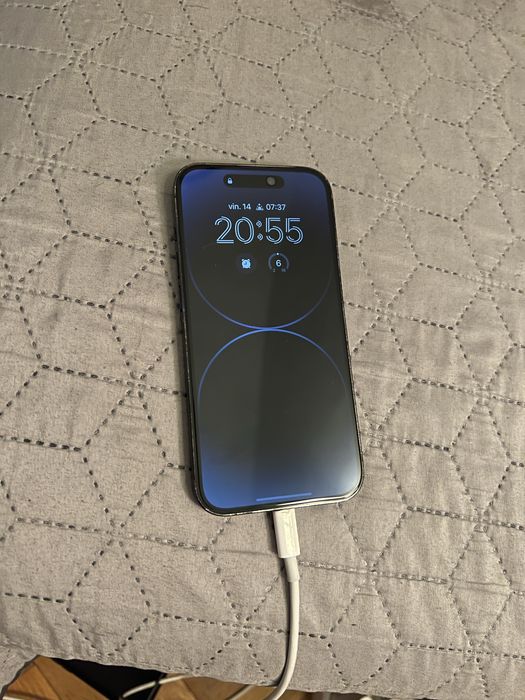 Vand Iphone 14 pro negru 128gb