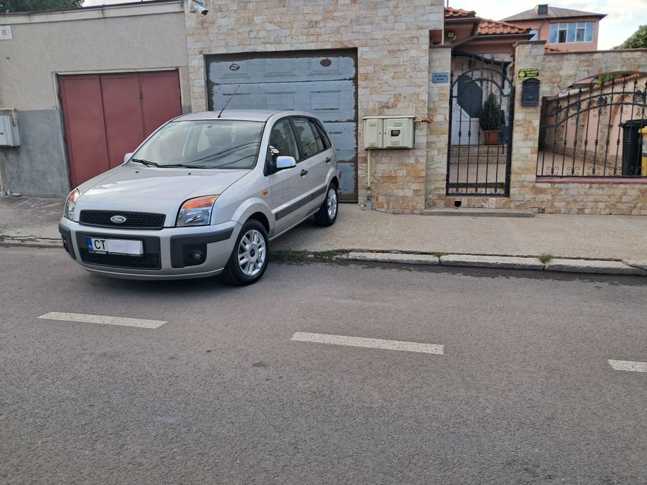 • FORD FUSION • • 88 .000 KM • • UNIC PROPRIETAR  2009 • Stare Ca Nouă