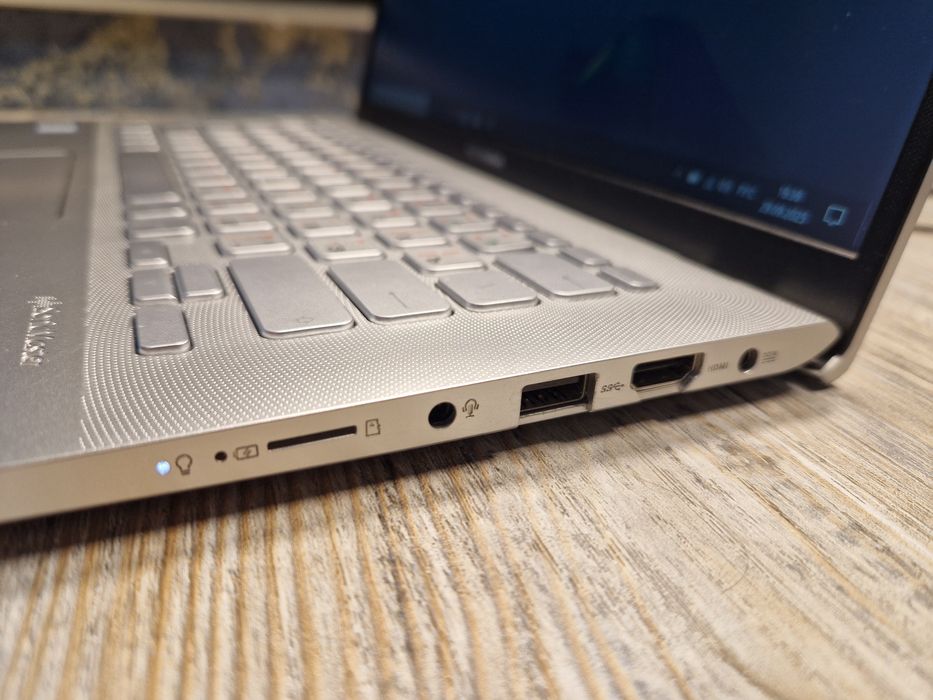 Ультабук Asus Corei5\модель X420UА есть расрочка