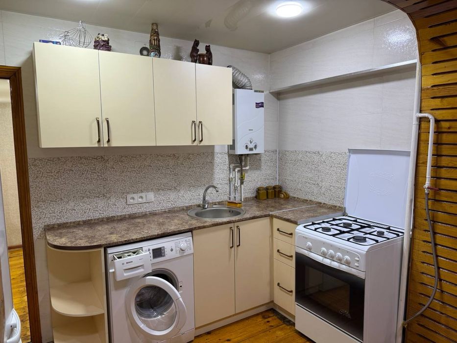 1-ком, метро Бодомзор