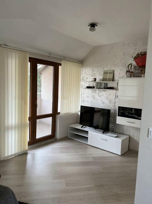 Дава се под наем Тристаен апартамент в Пловдив, Център - 120 кв.м за 600 € - Снимка #2