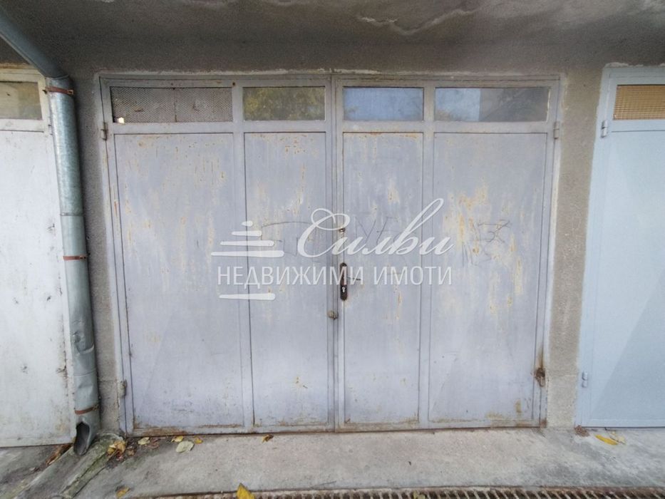 Гараж под наем-кв. Добруджански