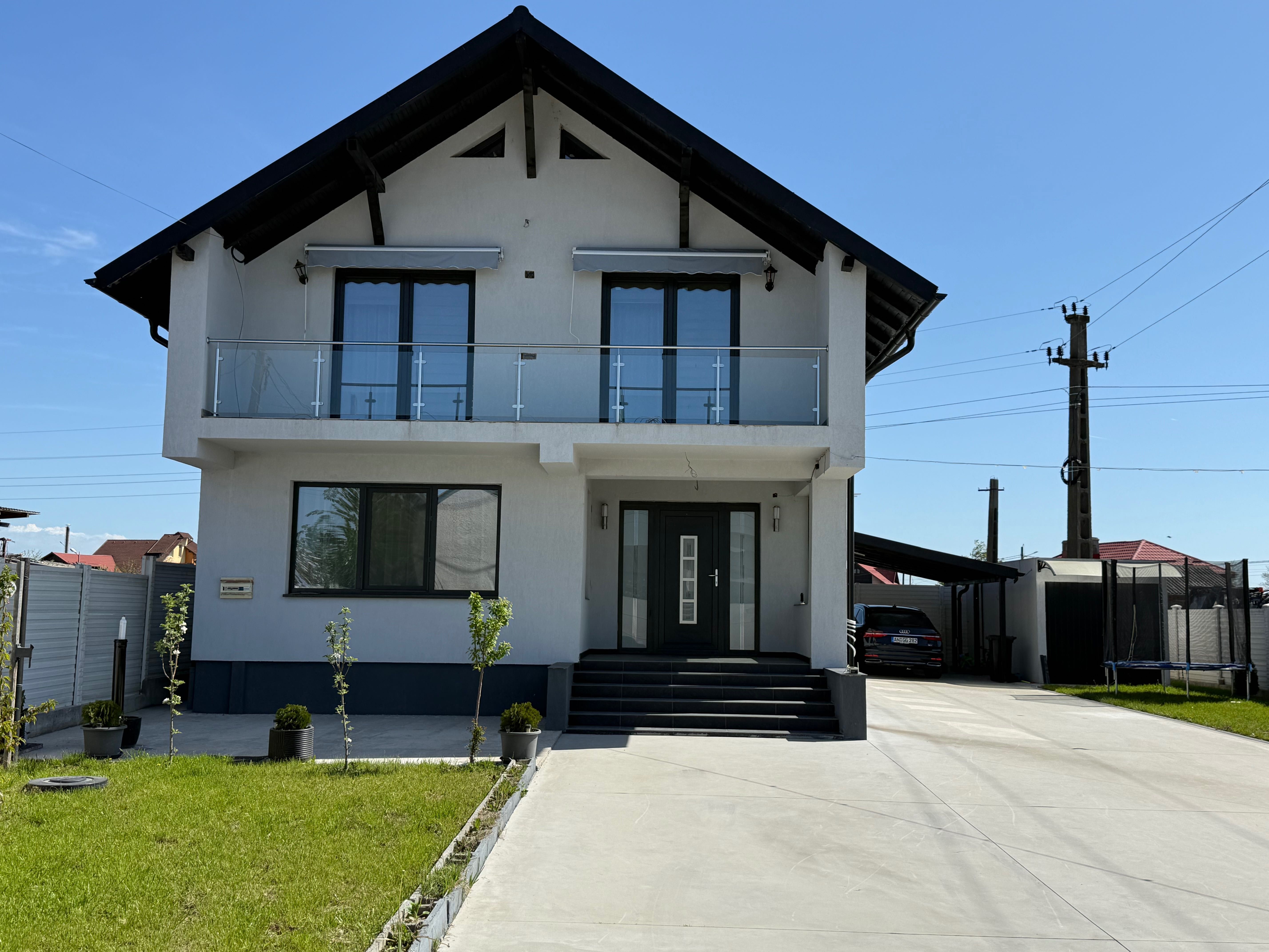 Casa Moderna de Vânzare Albota