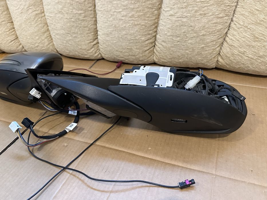 Oglinzi, Oglinda stanga / Oglinda dreapta Mercedes C W205, Blind assis