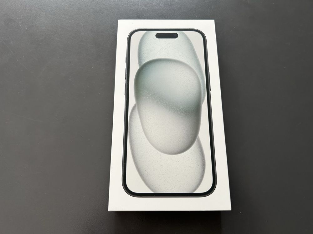 Продавам Apple iPhone 15 128GB-НОВ
