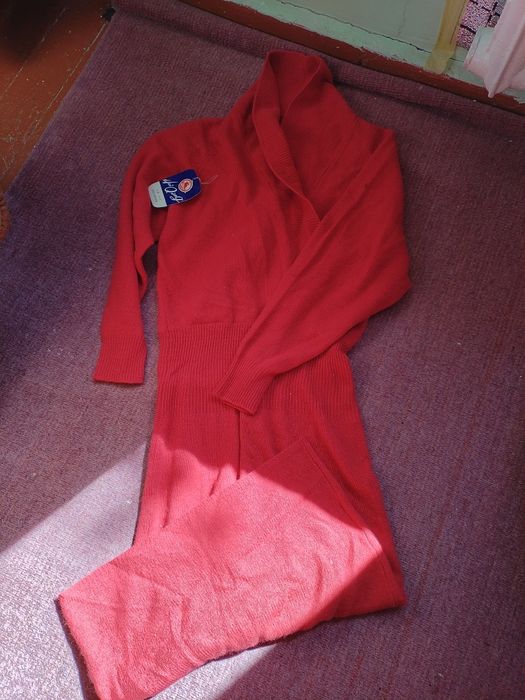 Продаётся платье