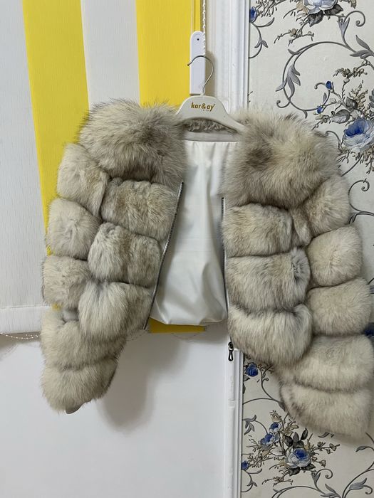 Haina de blana naturala de vulpe