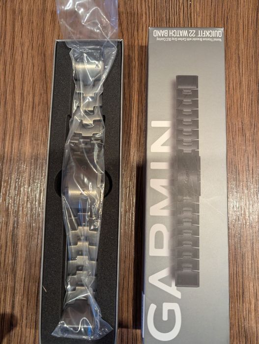 Титановый ремешок Garmin 22