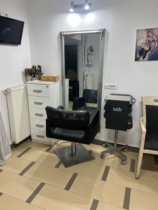 Salonul Magic Beauty mai are disponibile.