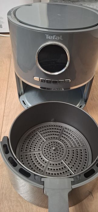 Vand fripteuza cu aer cald 1630W