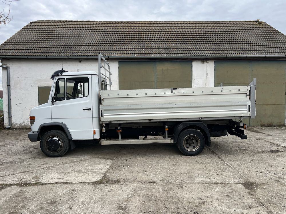 Mercedes Vario 815 basculabil