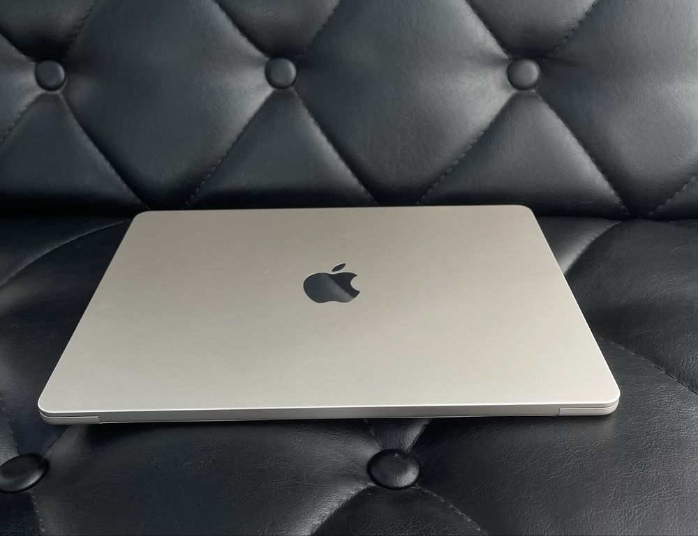 Apple MacBook Air M2 2022 года в идеальном состояние
