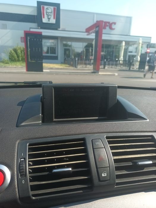 Vând bmw seria 1