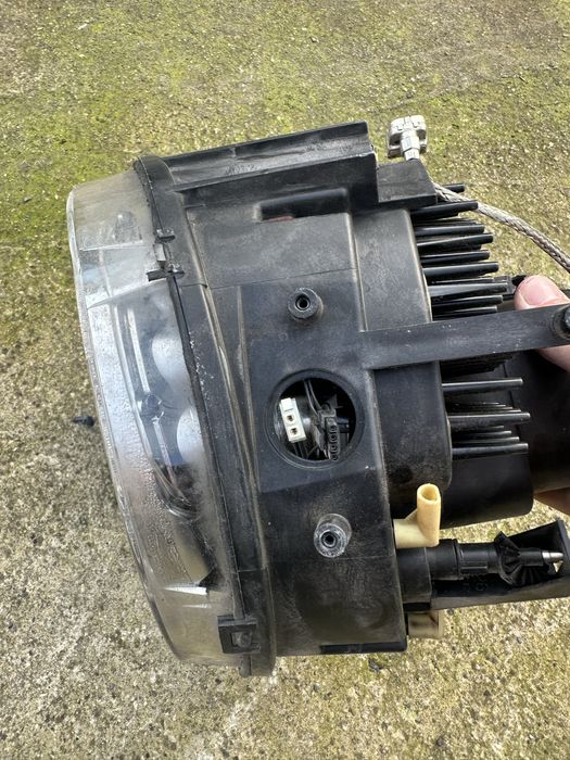 Bentley Mulsanne 2011 Десен фар за Части ОЕ