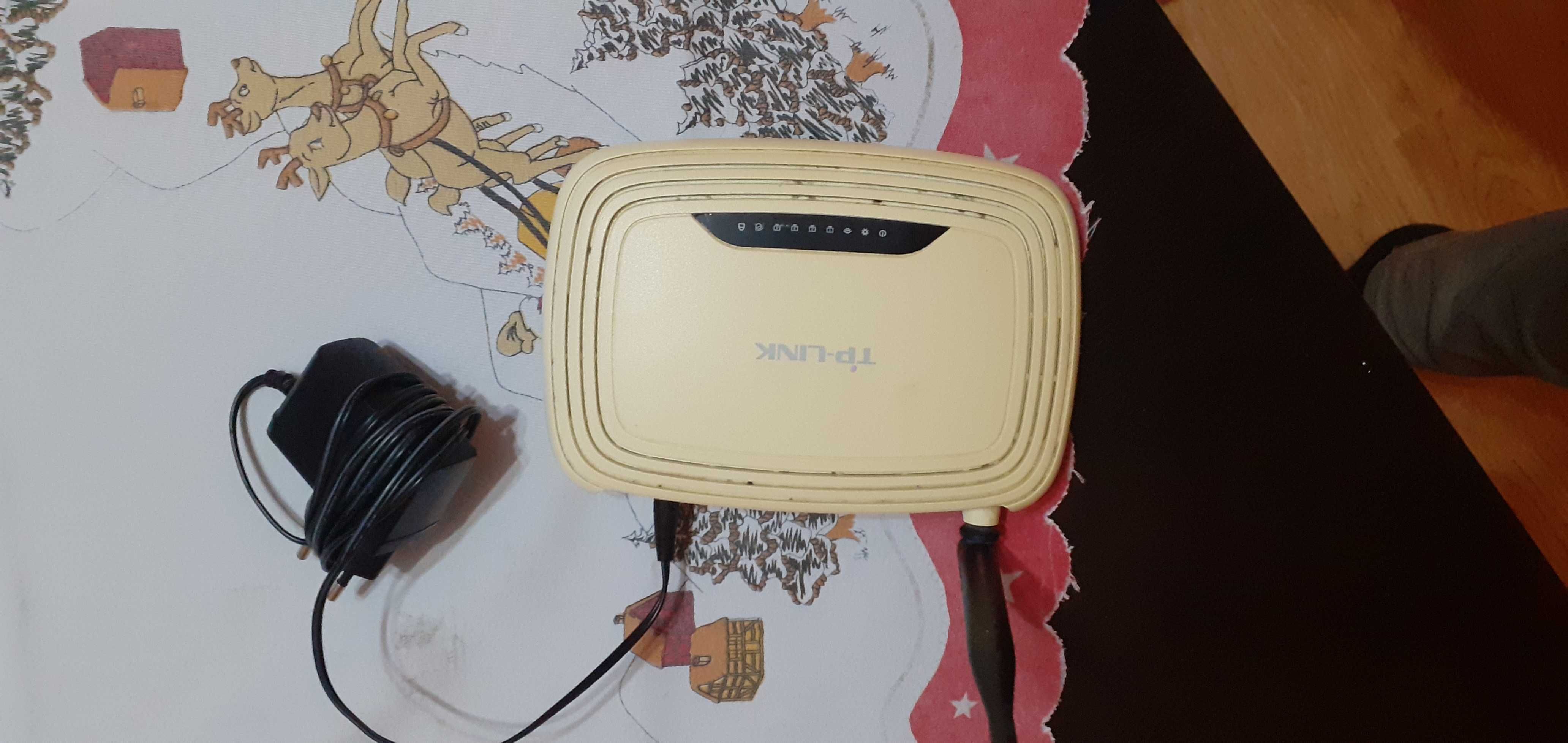 Router TP-LINK cu acumulator.