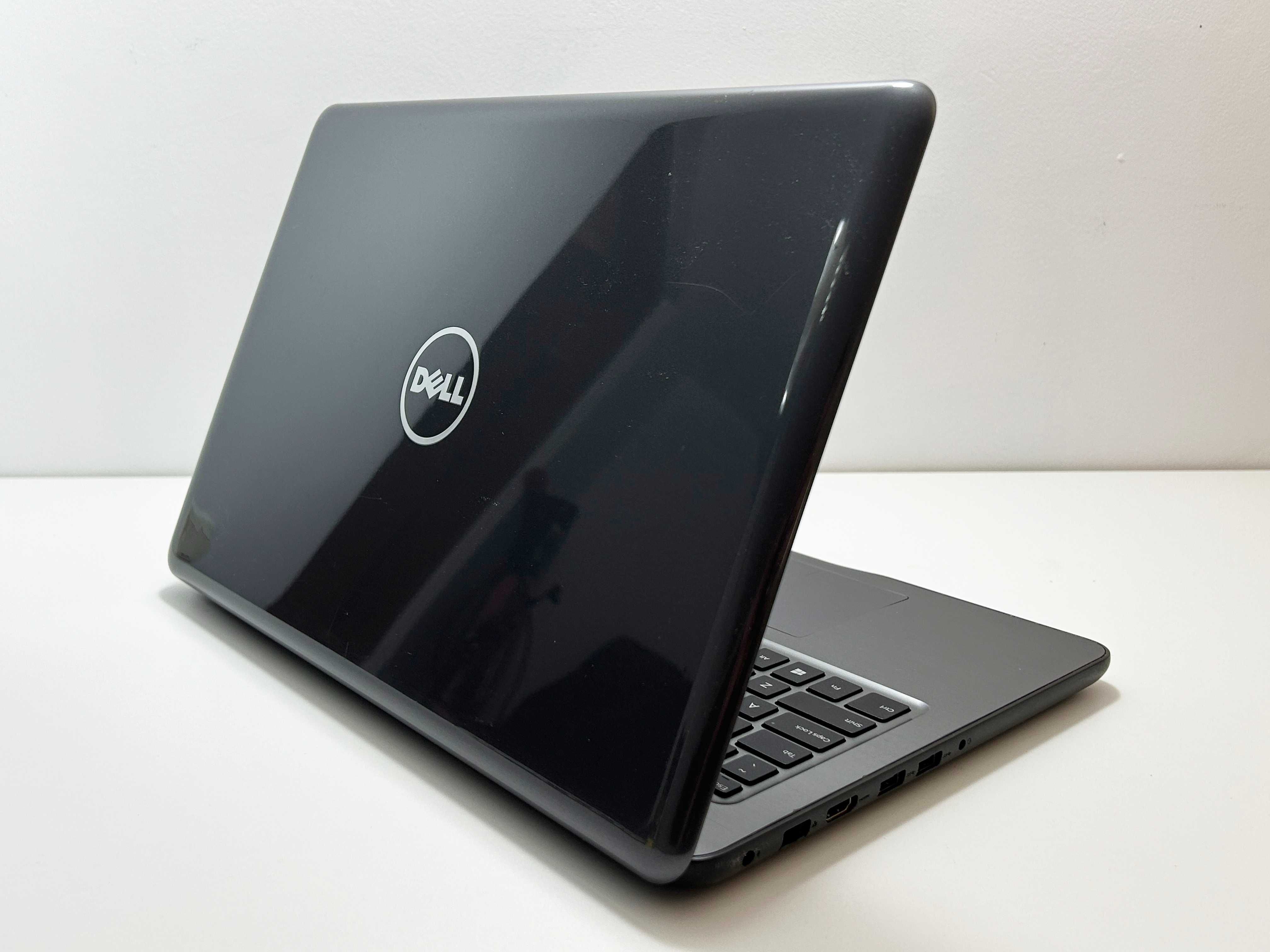 Laptop Dell i7-7th 16GB RAM 256GB SSD 15.6 inch Radeon Gaming 4GB vRam