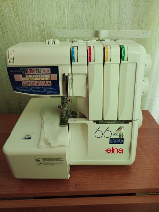 Продам оверлог новый