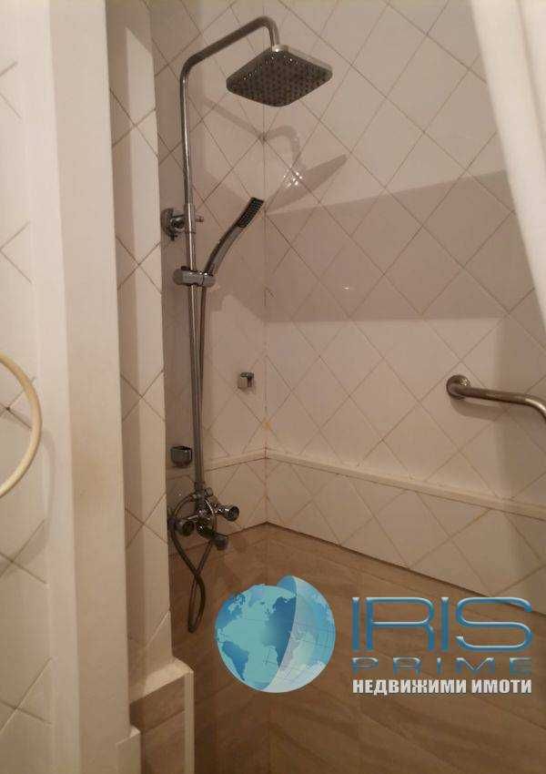 Продава се Тристаен апартамент в Шумен, Център - 86 кв.м за 1513 €/кв.м - Снимка #9