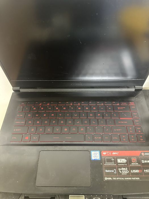 Laptop Gaming MSI GF63 8RC