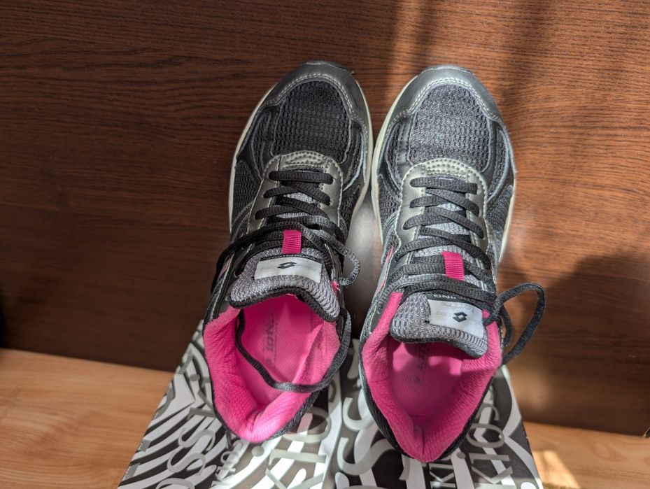 Sneakers Lotto 37
